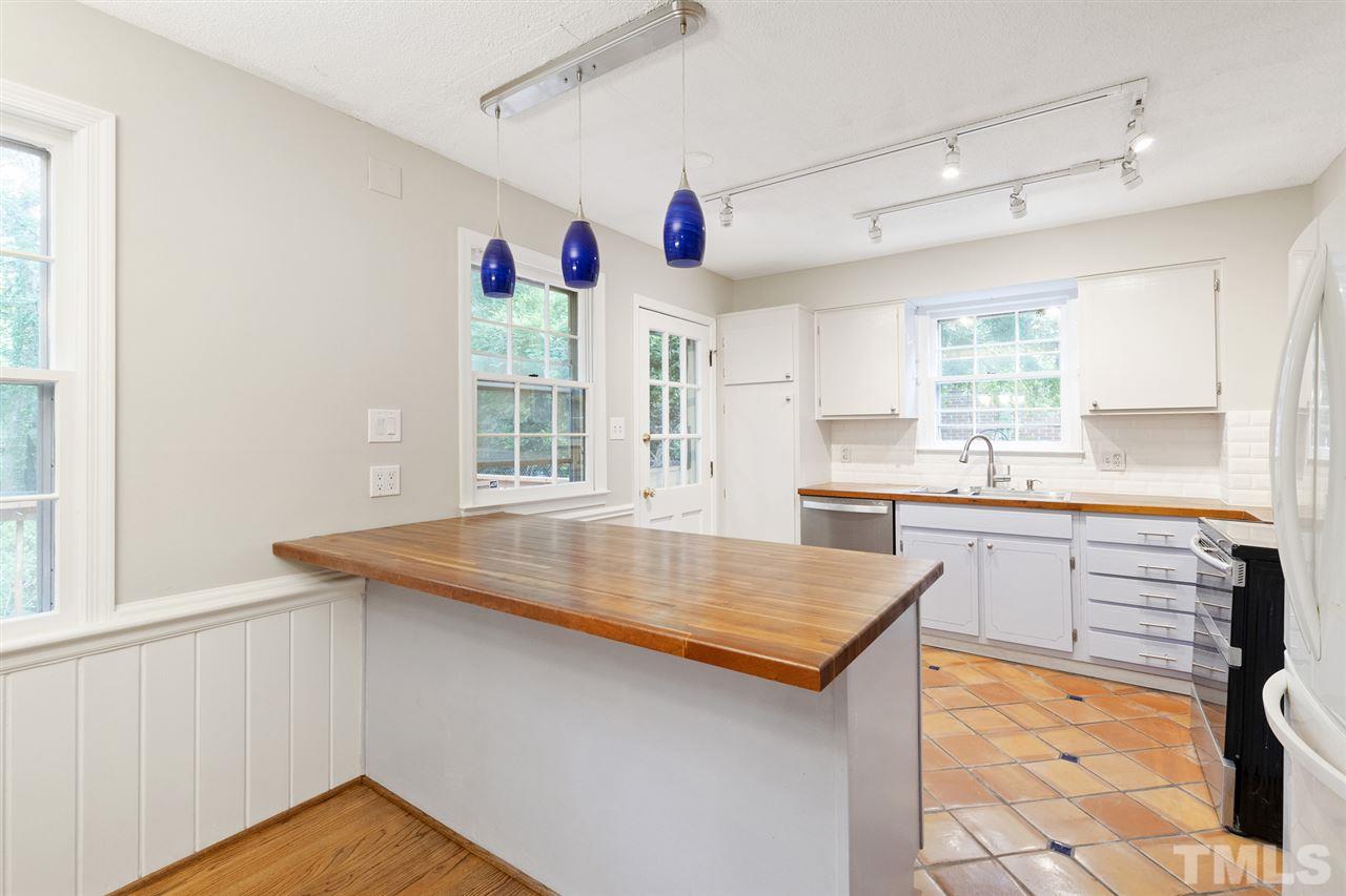 1009 Hardimont Road Raleigh, NC 27609 - Photo 8 of 30 Gallery Image 8