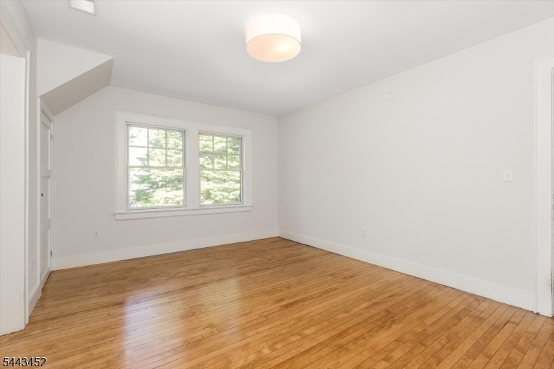159 Forest Street, Unit 2 Montclair, NJ 07042 - Photo 7 of 27