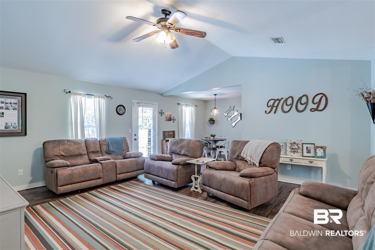 24940 Lavinia Avenue Elberta, AL 36530 - Photo 2 of 29