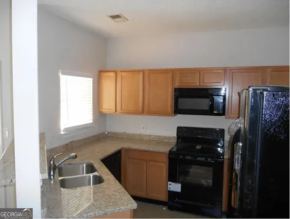 $1,800 | 2306 Nicole Drive, Hampton, GA 30228