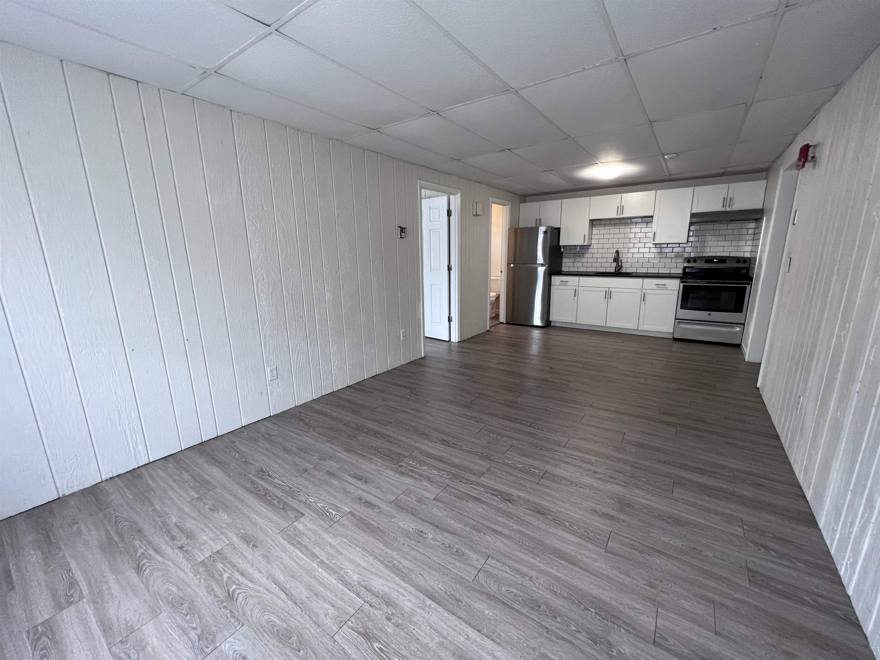 148 Front Street, Unit 4 Exeter, NH 03833 - Photo 3 of 7