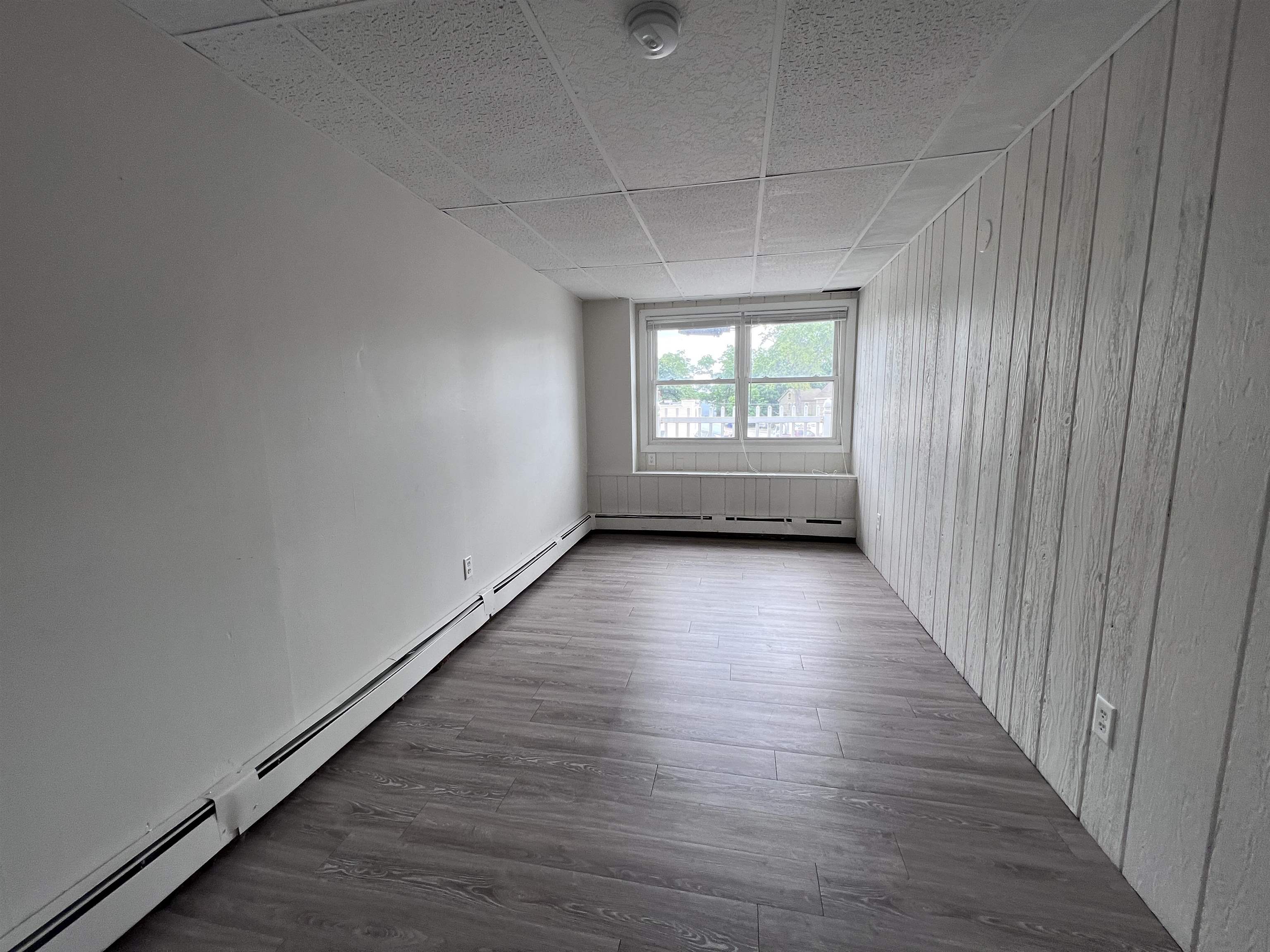 148 Front Street, Unit 4 Exeter, NH 03833 - Photo 4 of 7