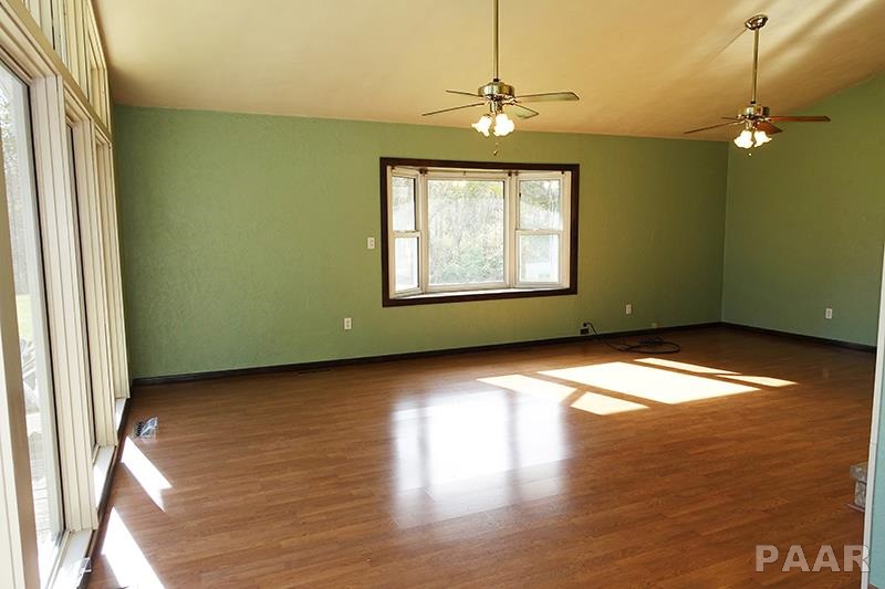113 Sheffield Road Groveland, IL 61535 - Photo 6 of 36