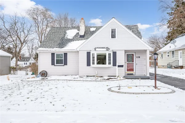 $214,900 | 128 Lake Breeze Park, Irondequoit, NY 14622
