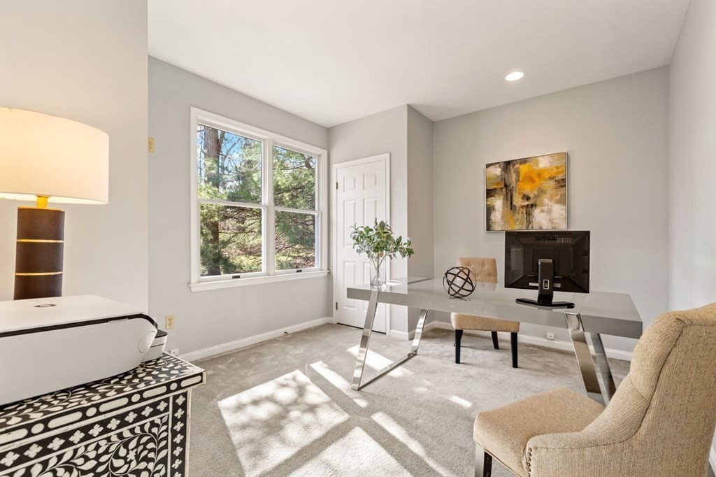 47 Forge Road Sharon, MA 02067 - Photo 11 of 31 Gallery Image 11