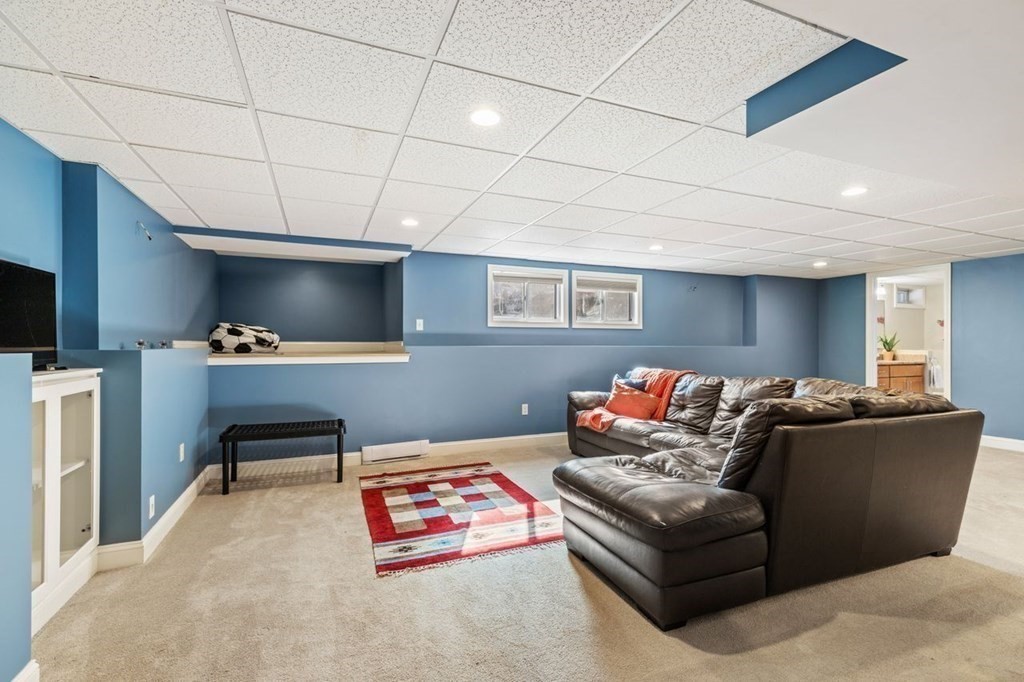 47 Forge Road Sharon, MA 02067 - Photo 23 of 31 Gallery Image 23