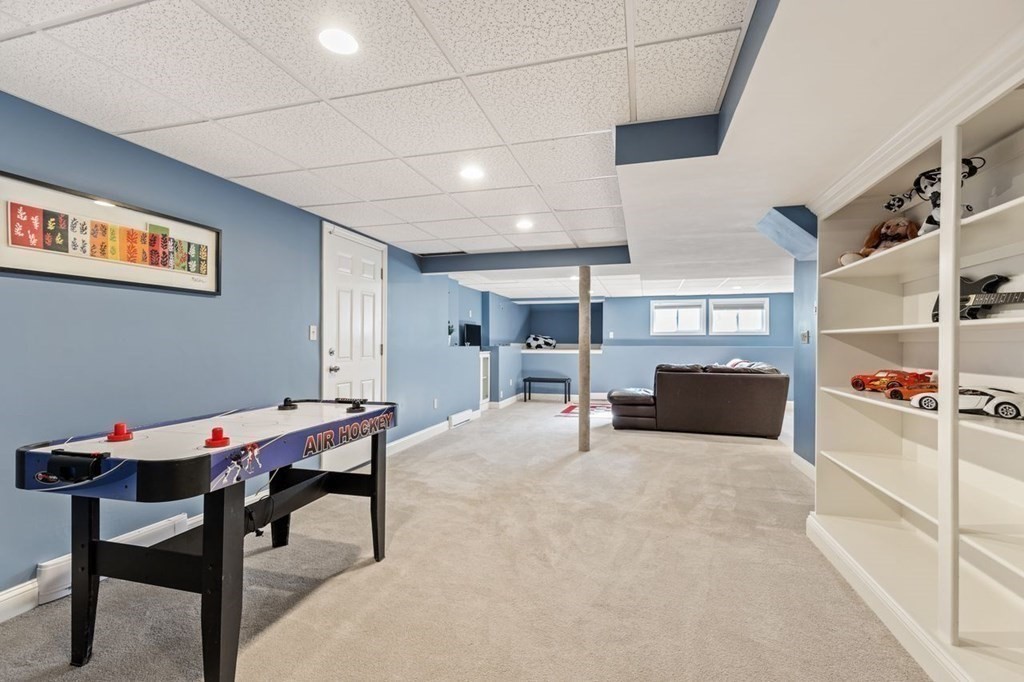 47 Forge Road Sharon, MA 02067 - Photo 24 of 31 Gallery Image 24