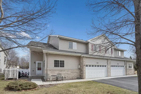 $315,000 | 11491 16th Street Northeast, St. Michael, MN 55376