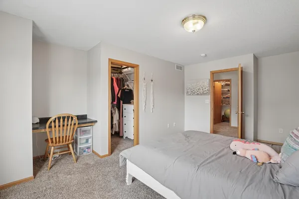 $315,000 | 11491 16th Street Northeast, St. Michael, MN 55376