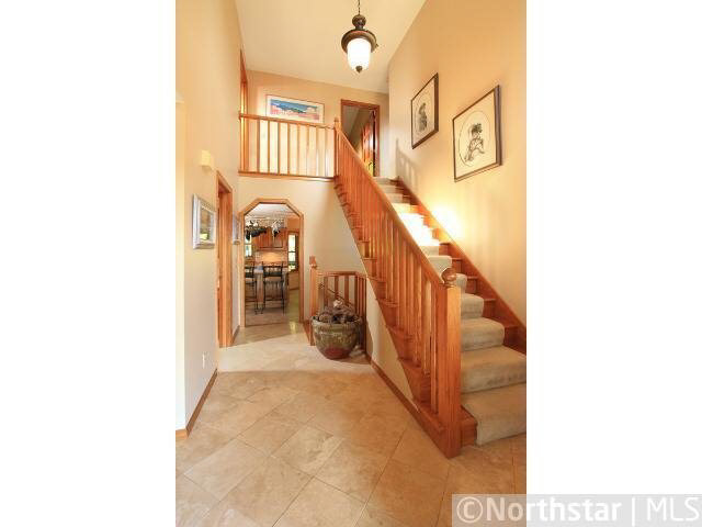 15480 Canyon Ridge Eden Prairie, MN 55347 - Photo 2 of 16 Gallery Image 2