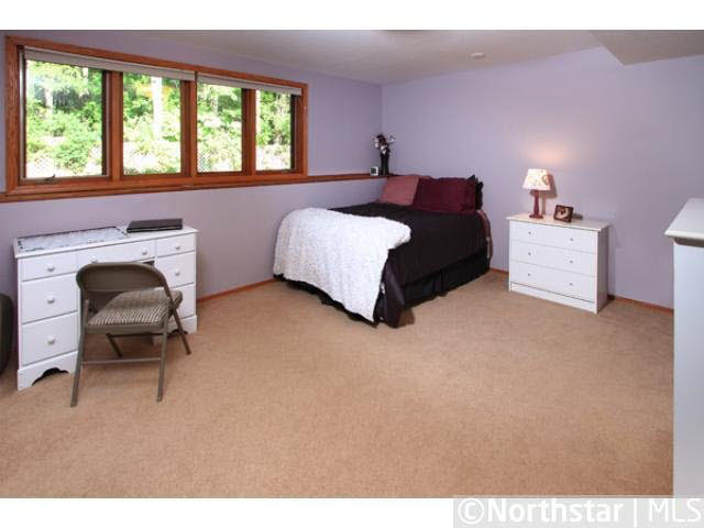 15480 Canyon Ridge Eden Prairie, MN 55347 - Photo 9 of 16 Gallery Image 9