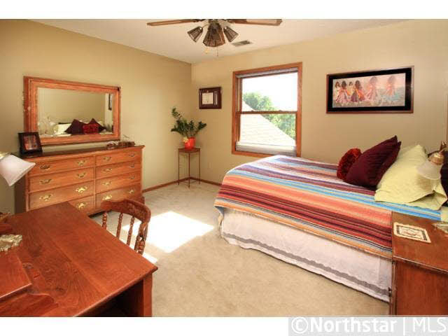 15480 Canyon Ridge Eden Prairie, MN 55347 - Photo 10 of 16 Gallery Image 10