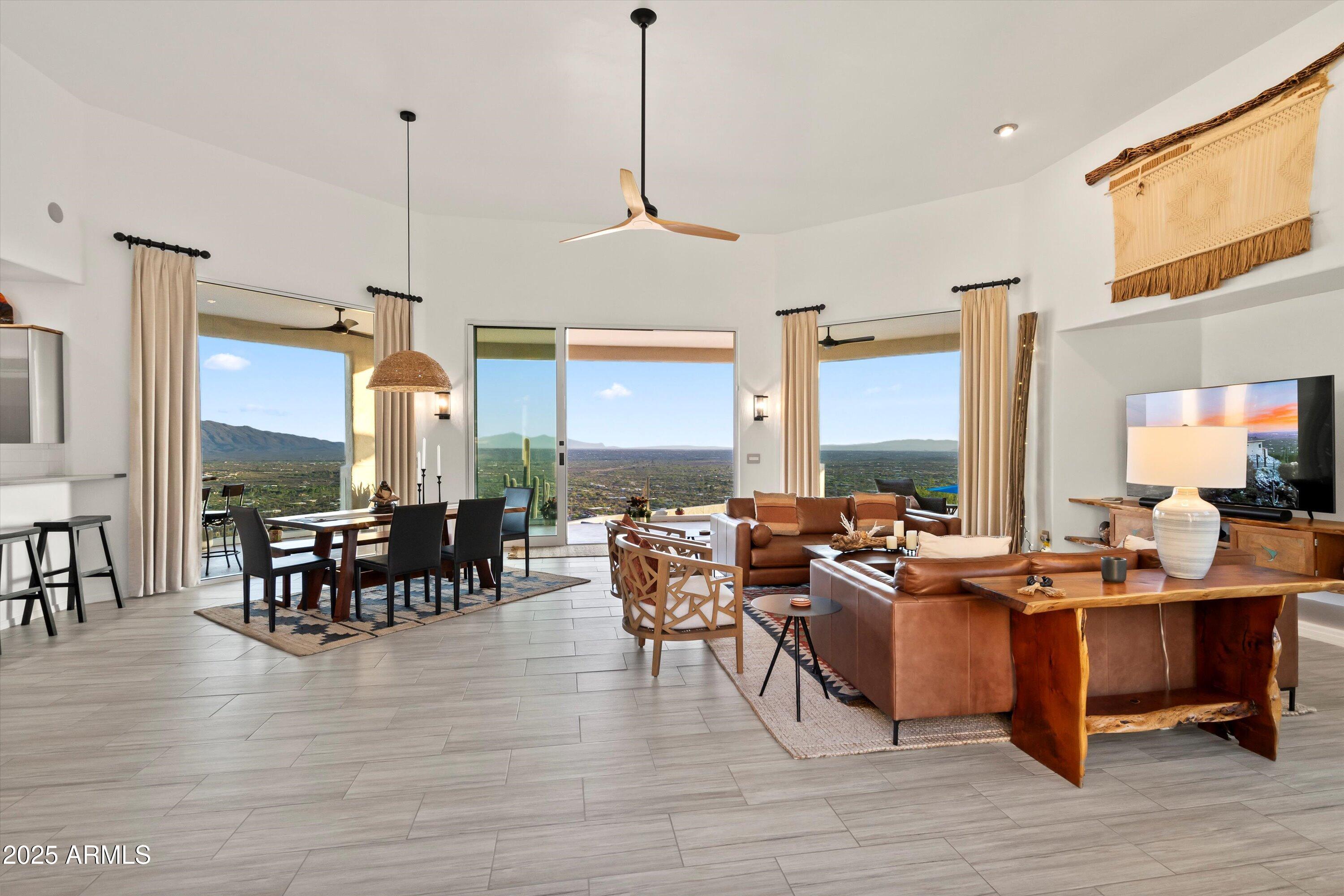 12130 East Quesada Place Tucson, AZ 85749 - Photo 5 of 55 06-Great Room