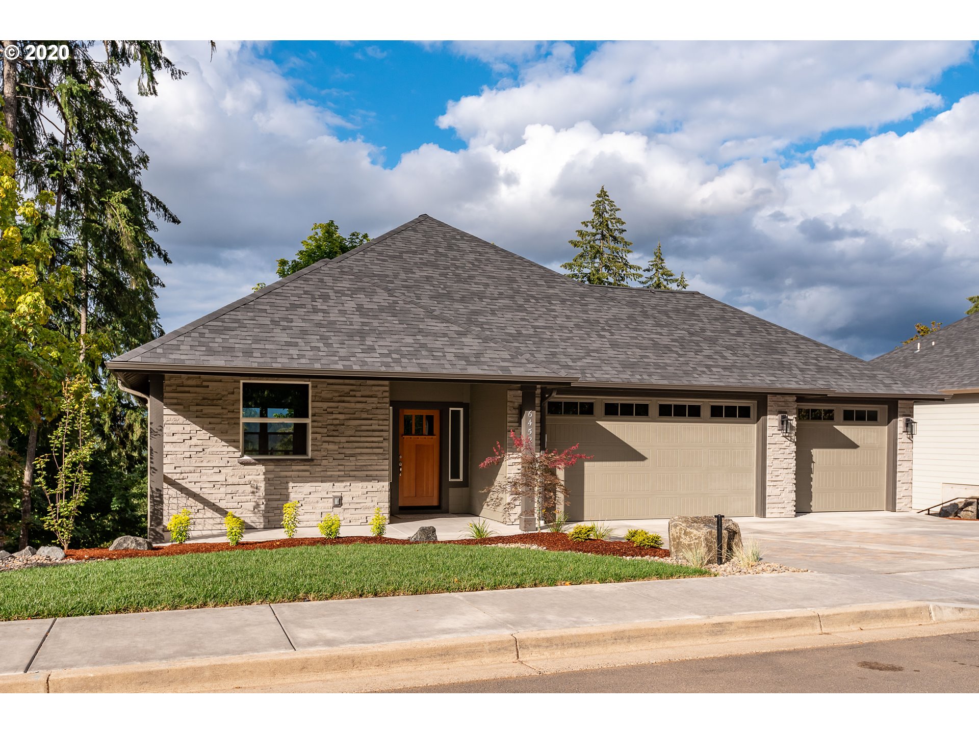 6452 Forest Ridge Drive Springfield, OR 97478 - Photo 1 of 30