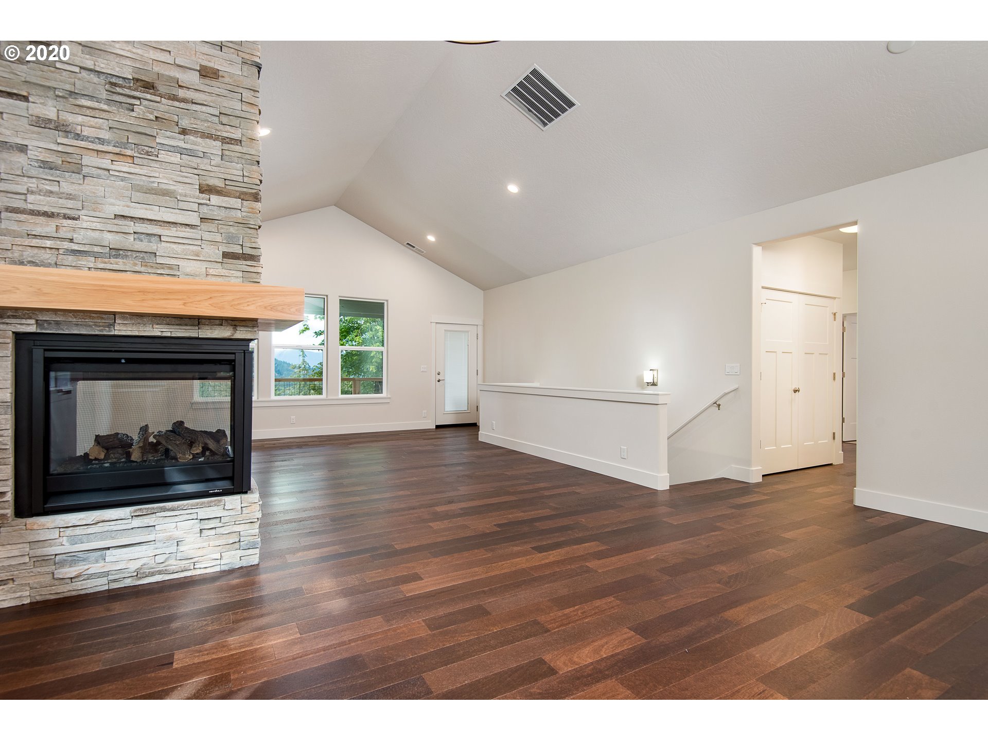 6452 Forest Ridge Drive Springfield, OR 97478 - Photo 5 of 30