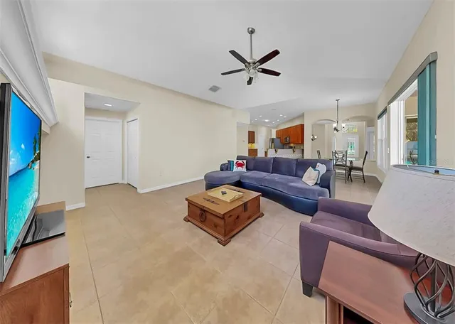 $575,000 | 1105 Sweet Breeze Drive, Valrico, FL 33594