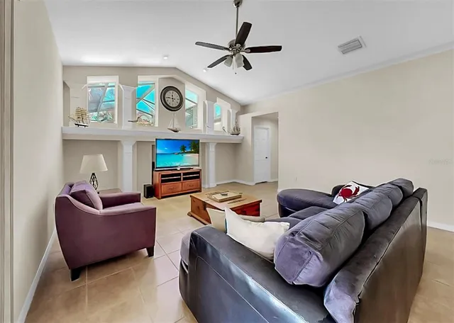 $575,000 | 1105 Sweet Breeze Drive, Valrico, FL 33594