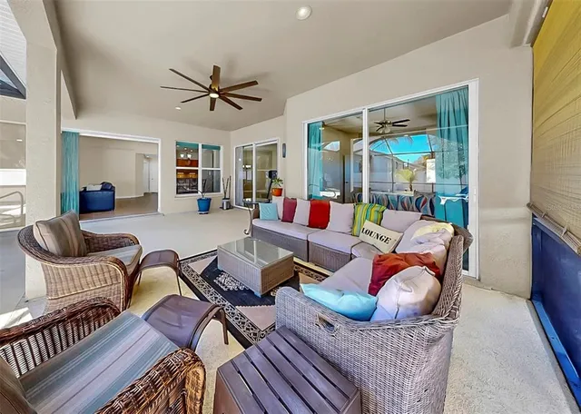 $575,000 | 1105 Sweet Breeze Drive, Valrico, FL 33594