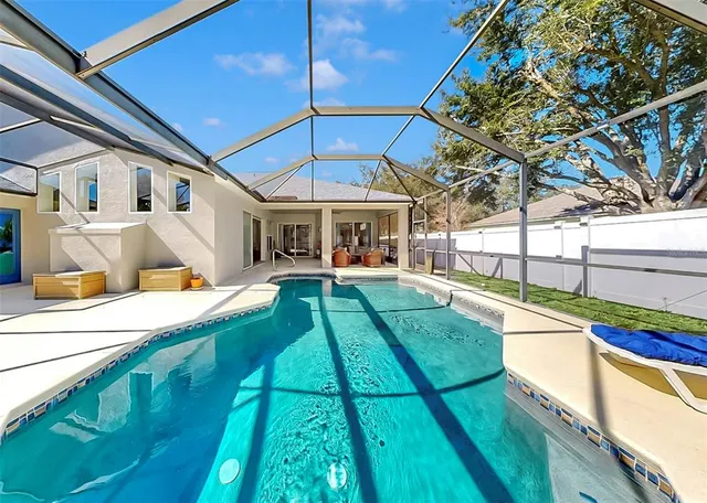 $575,000 | 1105 Sweet Breeze Drive, Valrico, FL 33594