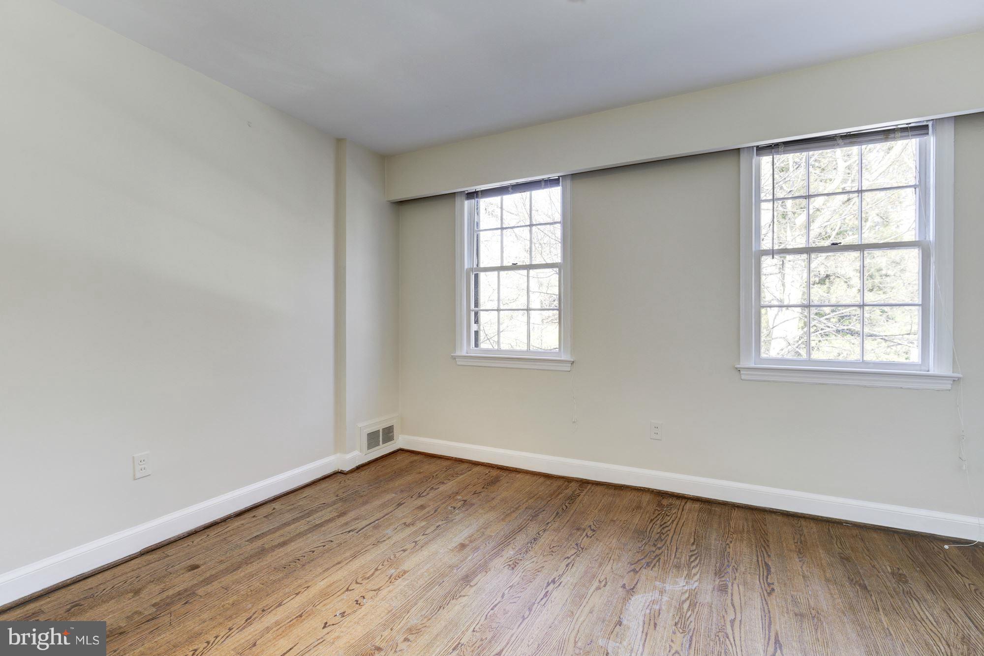 3238 Reservoir Road Northwest Washington, DC 20007 - Photo 15 of 29 Bedroom #3