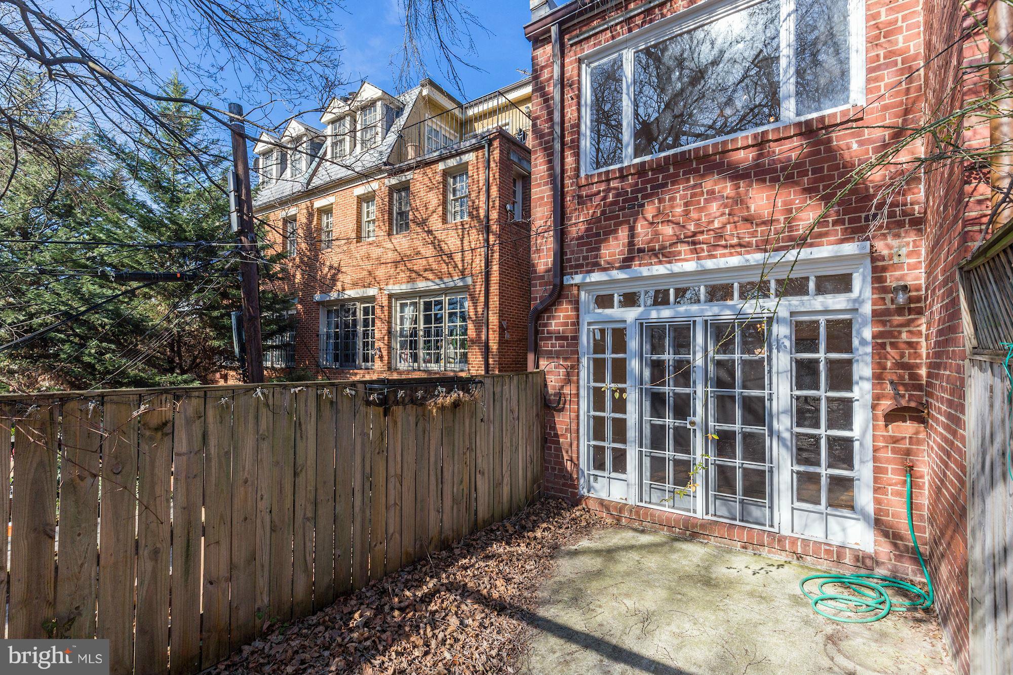 3238 Reservoir Road Northwest Washington, DC 20007 - Photo 21 of 29 Back Patio