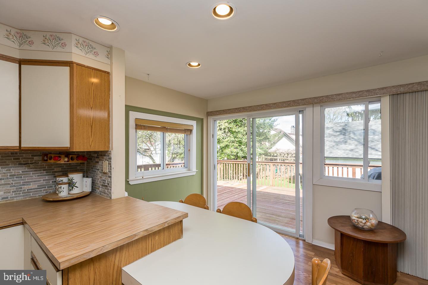 252 Strathmore Road Havertown, PA 19083 - Photo 19 of 43 KITCHEN