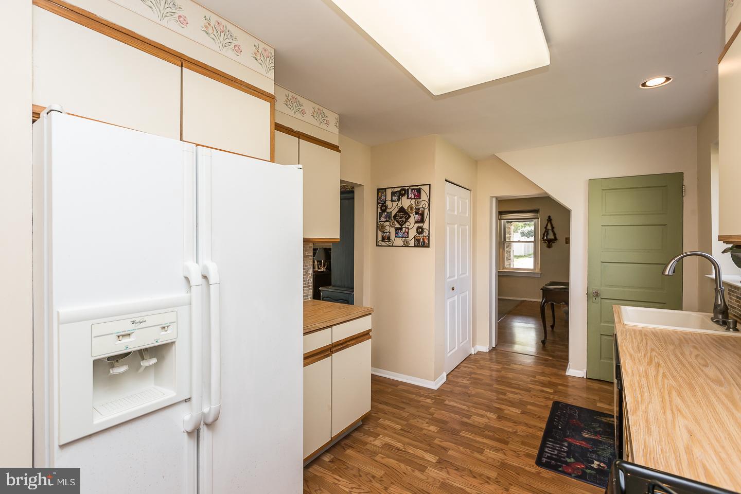 252 Strathmore Road Havertown, PA 19083 - Photo 21 of 43 KITCHEN