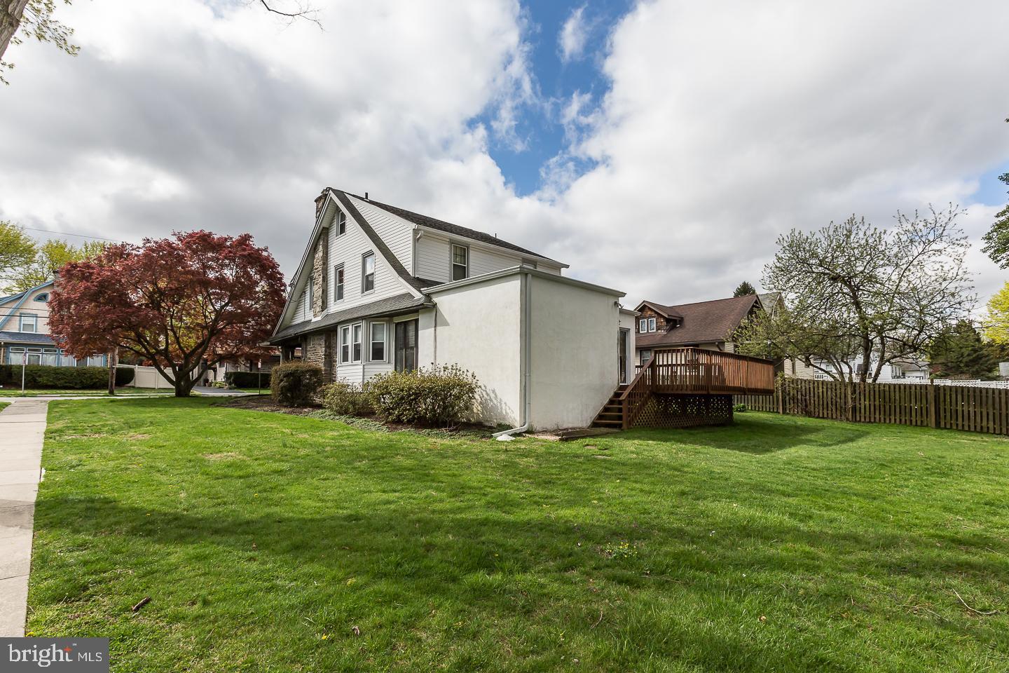 252 Strathmore Road Havertown, PA 19083 - Photo 41 of 43 EXTERIOR BACK VIEW