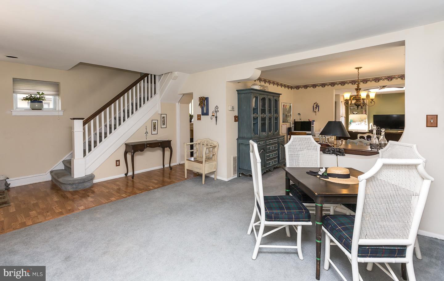 252 Strathmore Road Havertown, PA 19083 - Photo 8 of 43 FORMAL LIVING ROOM