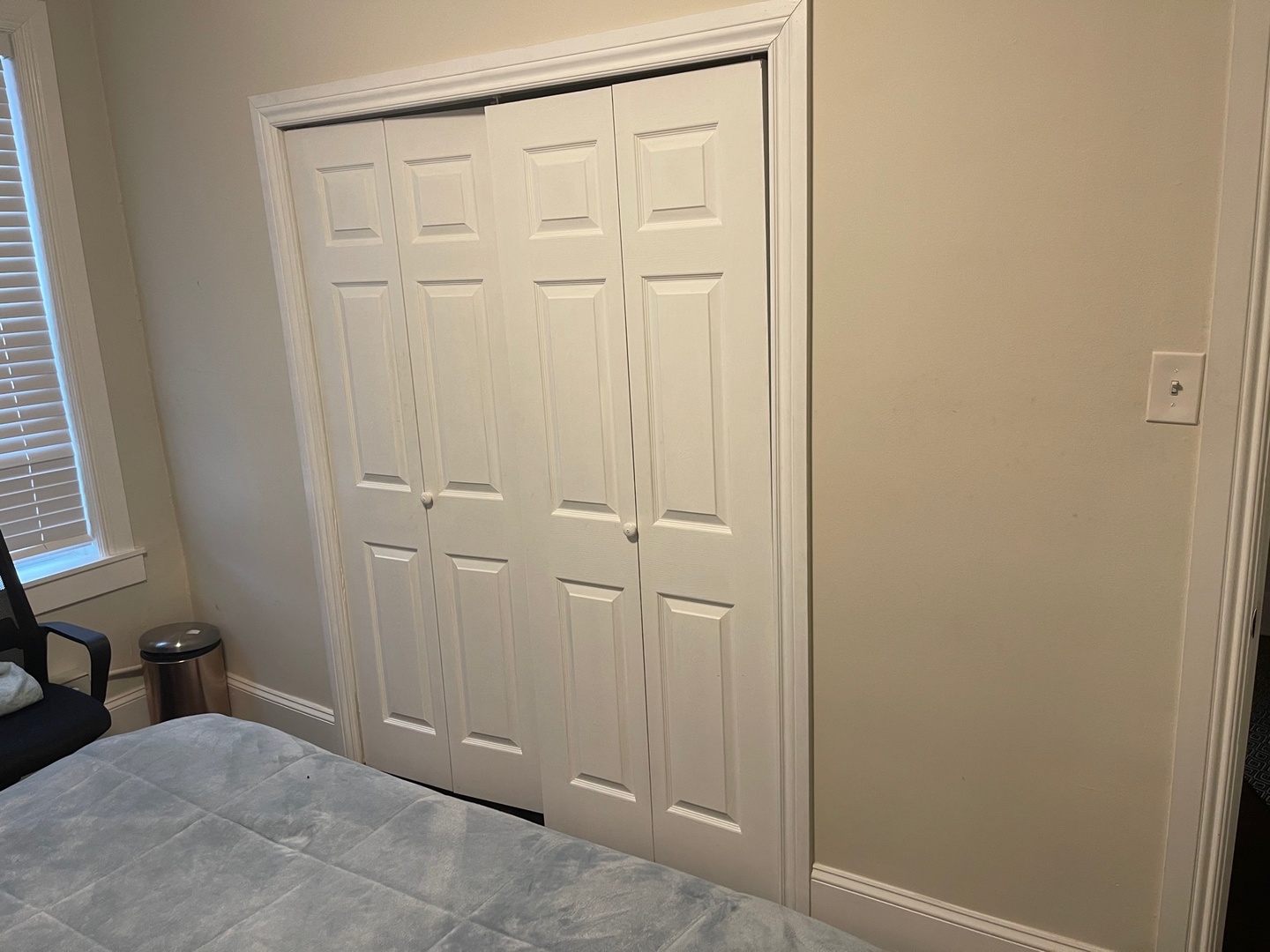 730 West Roscoe Street, Unit 2S Chicago, IL 60657 - Photo 9 of 15 an empty room with closet area