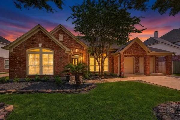 $3,150 | 1527 Lake Pauline Court, Richmond, TX 77406