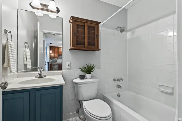 $104,900 | 3729 Snelling Avenue, Unit 308, Minneapolis, MN 55406