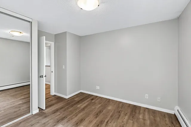 $104,900 | 3729 Snelling Avenue, Unit 308, Minneapolis, MN 55406