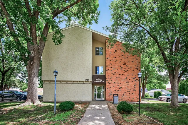 $104,900 | 3729 Snelling Avenue, Unit 308, Minneapolis, MN 55406