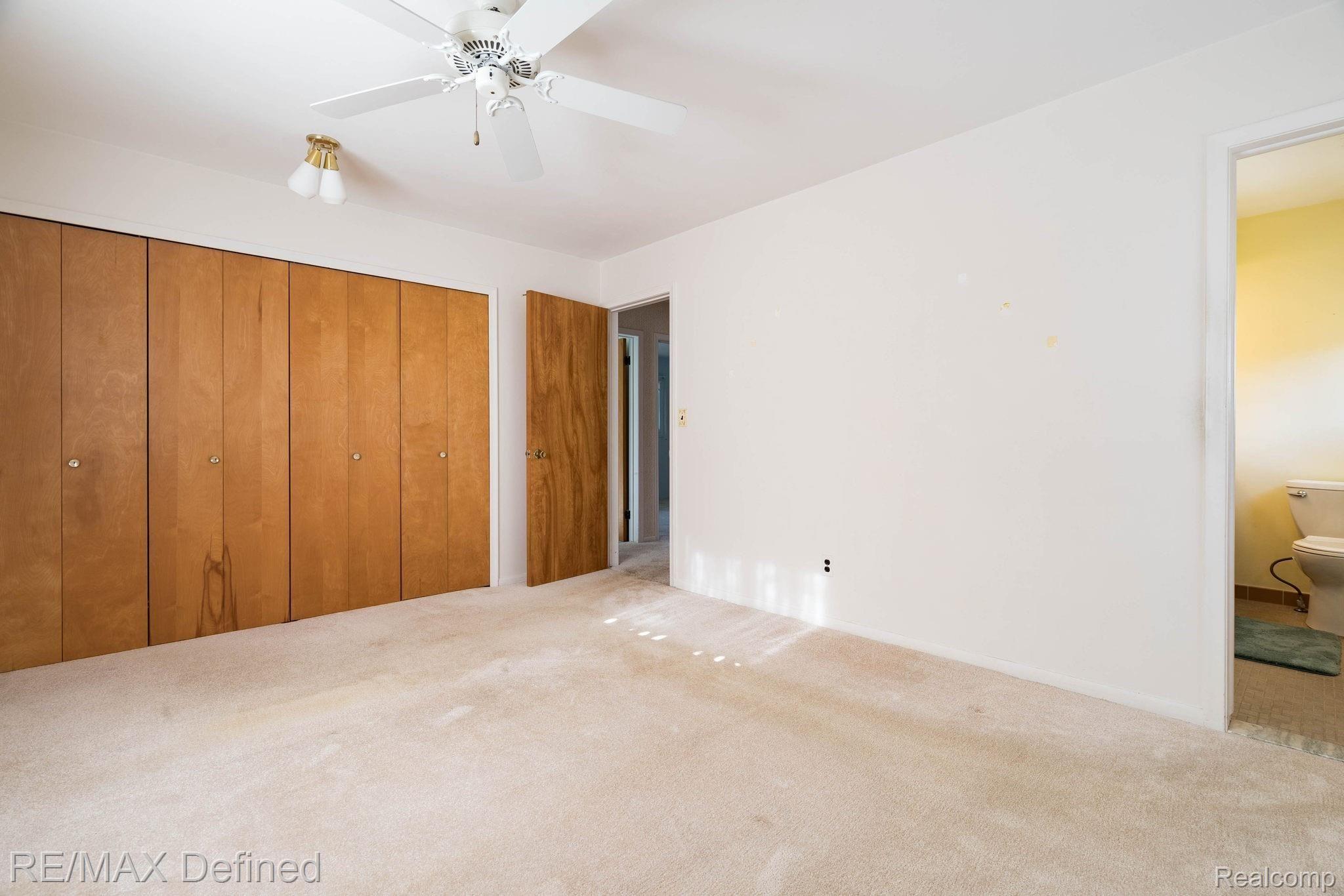 6045 Ronnoco Road Rochester, MI 48306 - Photo 18 of 40 18-web-or-mls-6045-Ronnoco-Rd-18.jpg