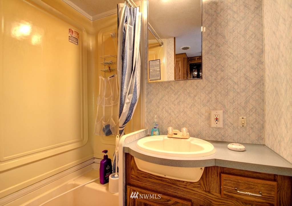 85-1 Goldrush Road Deming, WA 98244 - Photo 8 of 25 Gallery Image 8