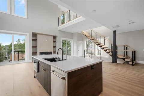 $1,395,000 | 43 12th Street, Unit A, Providence, RI 02906