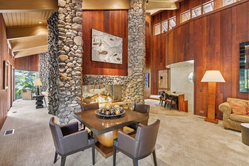 5312 Retreat Way Carmichael, CA 95608 - Photo 23 of 92 a view of a dining room with furniture and chandelier