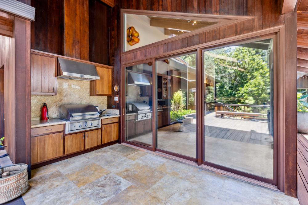 5312 Retreat Way Carmichael, CA 95608 - Photo 52 of 92 a view of a kitchen with large windows