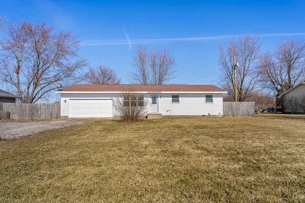 $215,000 | 5390 West 400 North, Rensselaer, IN 47978