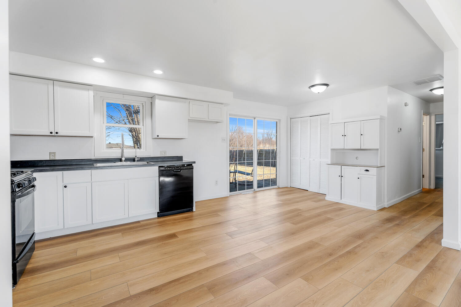 5390 West 400 North Rensselaer, IN 47978 - Photo 12 of 30 1500x1000