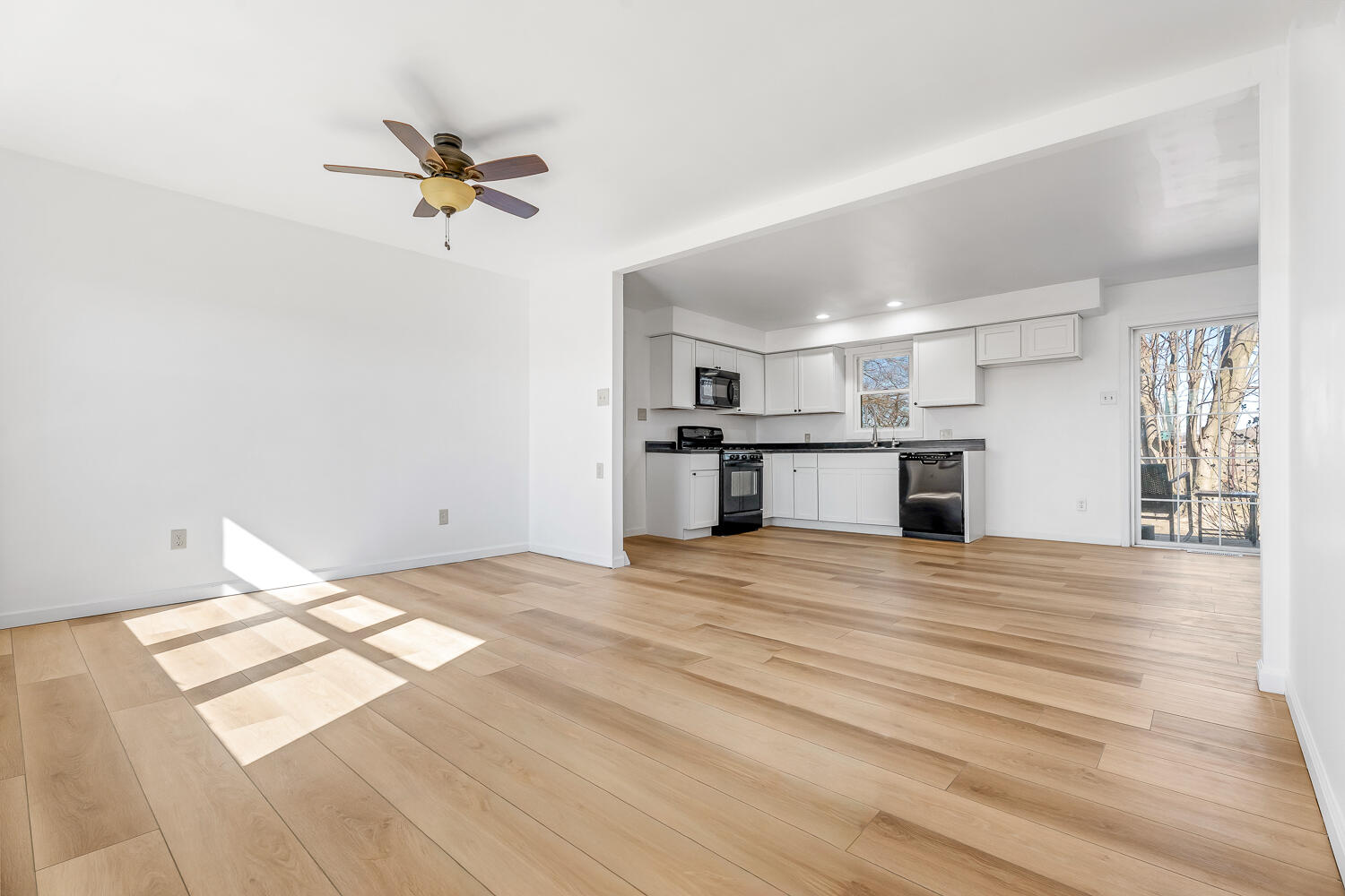 5390 West 400 North Rensselaer, IN 47978 - Photo 8 of 30 1500x1000