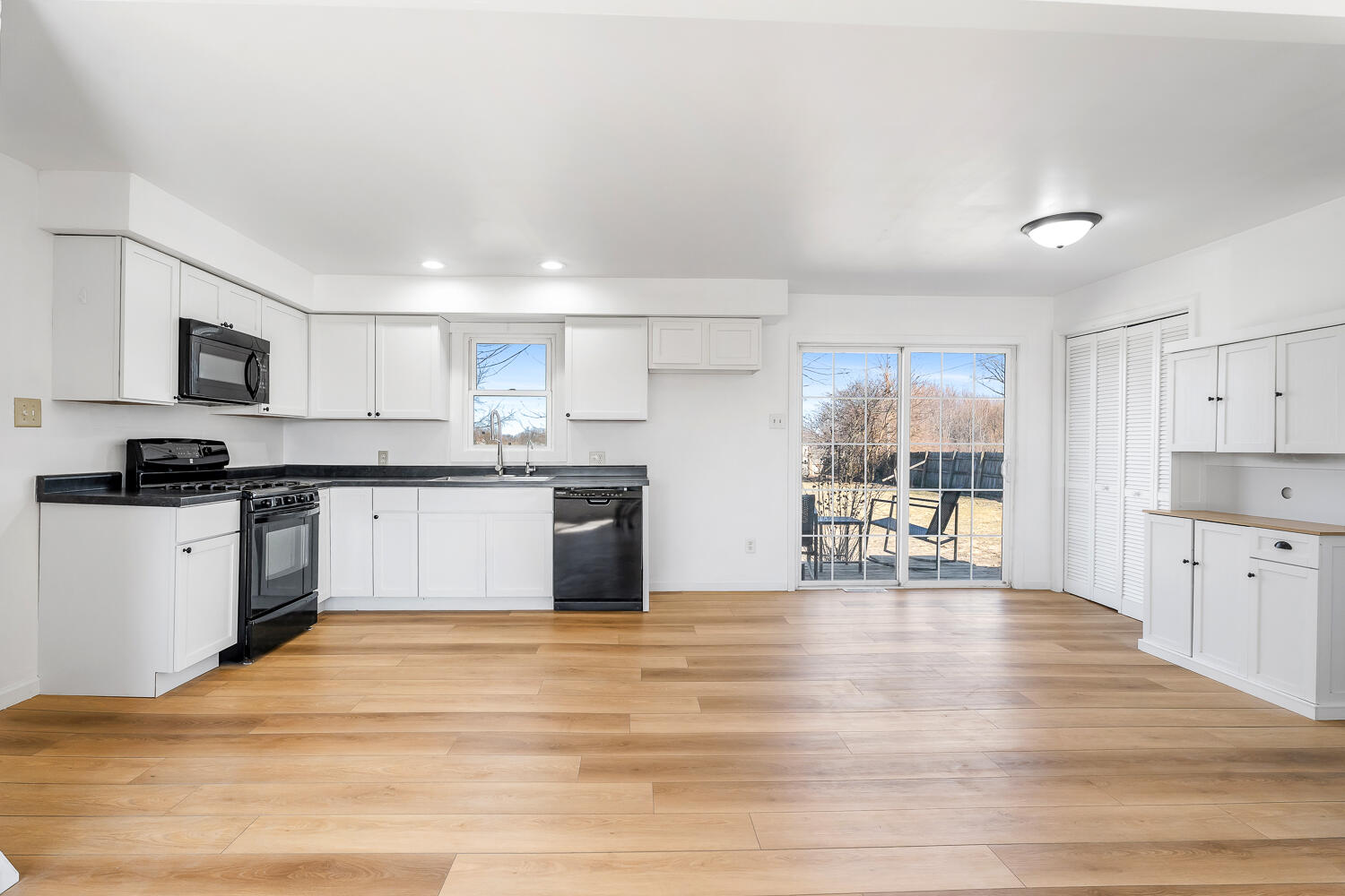 5390 West 400 North Rensselaer, IN 47978 - Photo 9 of 30 1500x1000