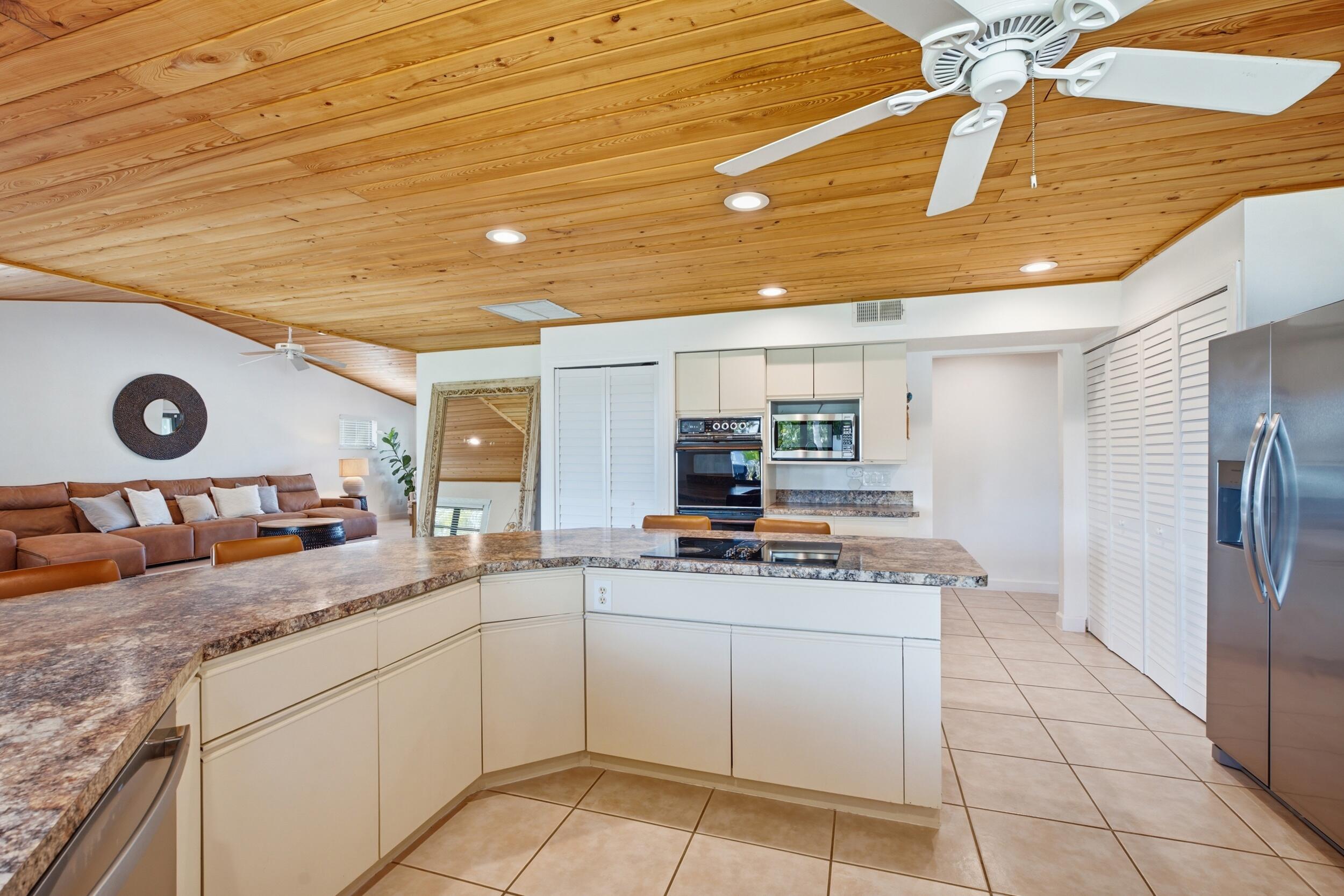 1489 Southwest Seahawk Way Palm City, FL 34990 - Photo 14 of 57 15_smg02004