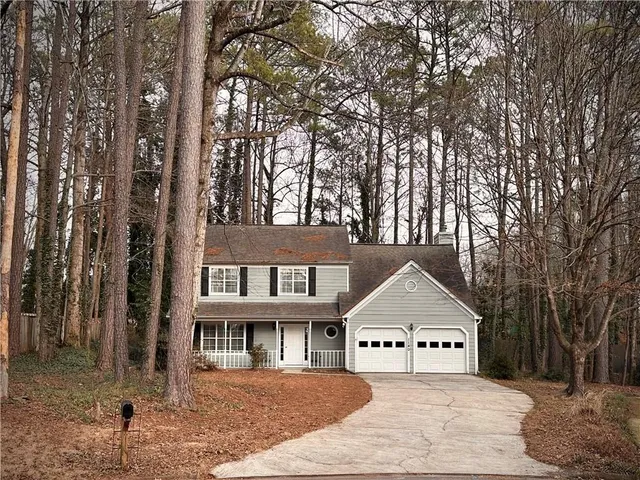 $2,950 | 1140 Taylor Oaks Drive, Roswell, GA 30076