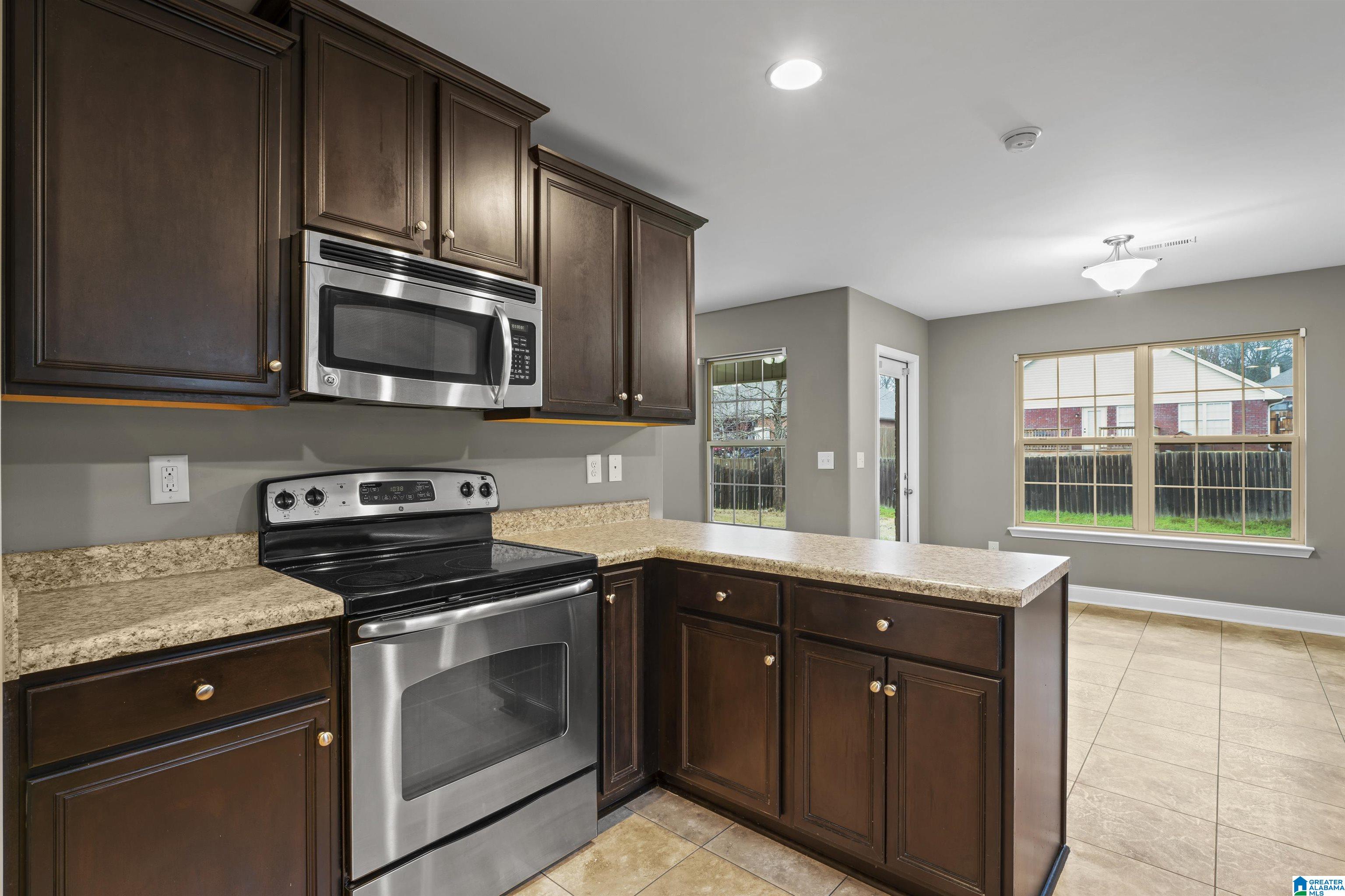 504 Green Meadow Trail Alabaster, AL 35114 - Photo 23 of 33