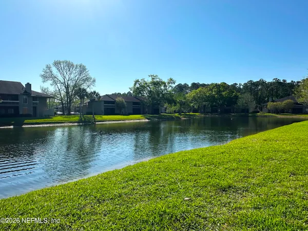 $1,300 | 10200 Belle Rive Boulevard, Unit 80, Jacksonville, FL 32256