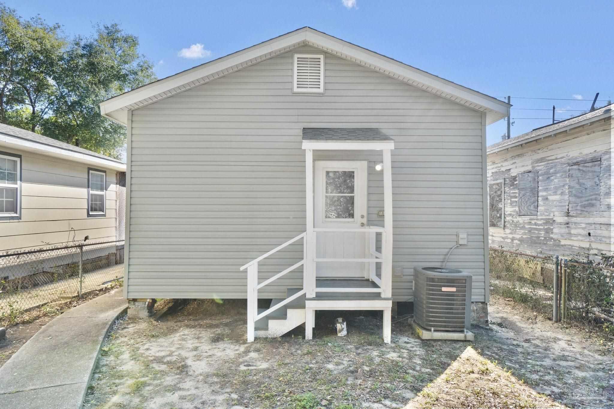 520 West La Rua Street Pensacola, FL 32501 - Photo 29 of 44