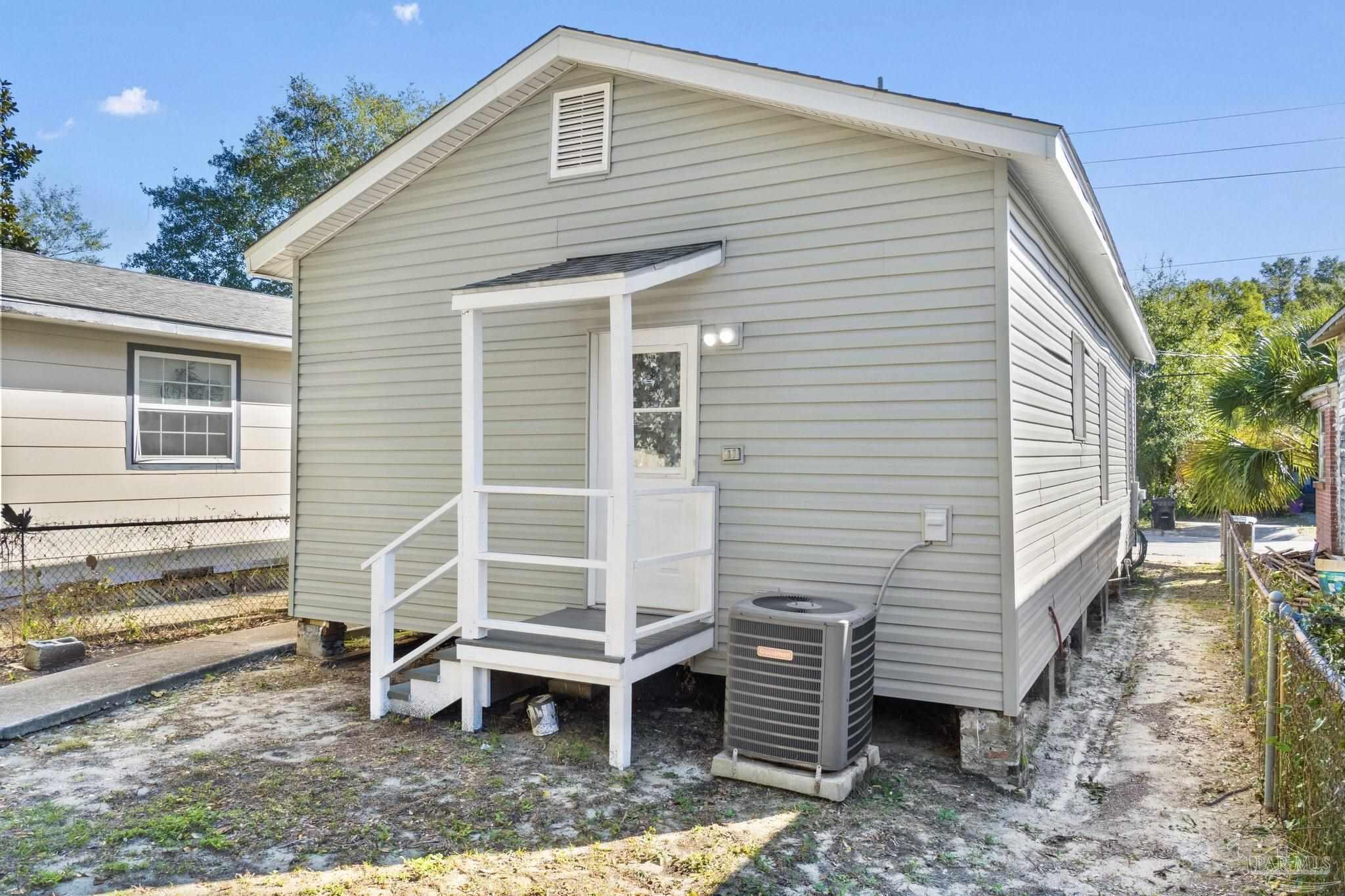 520 West La Rua Street Pensacola, FL 32501 - Photo 30 of 44