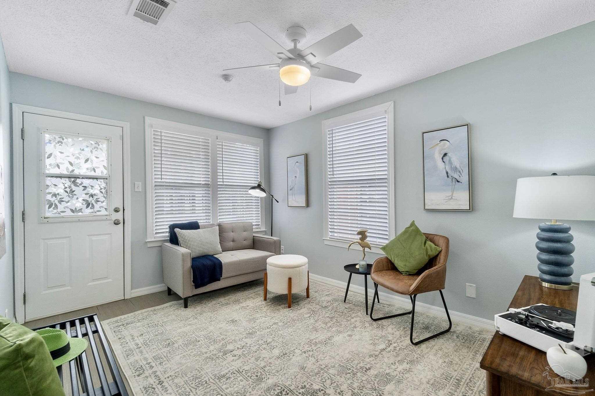 520 West La Rua Street Pensacola, FL 32501 - Photo 3 of 44